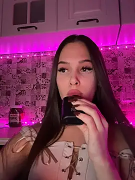 Snapshot of EricaWalls chatting on 02/15/25, 07:17 EricaWalls online show from 02/15/25, 07:17