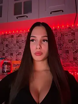 Snapshot of EricaWalls chatting on 02/19/25, 10:42 EricaWalls online show from 02/19/25, 10:42