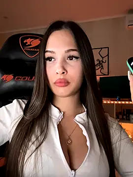 Snapshot of EricaWalls chatting on 09/10/25, 07:25 EricaWalls online show from 09/10/25, 07:25