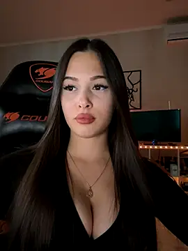 Snapshot of EricaWalls chatting on 09/15/25, 07:25 EricaWalls online show from 09/15/25, 07:25