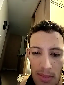 Snapshot of Duvan_Martinez23 chatting on 01/14/26, 12:11 Duvan Martinez23 online show from 01/14/26, 12:11