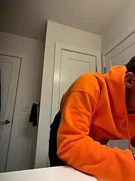 Snapshot of PeytonJohnn chatting on 11/25/25, 06:35 PeytonJohnn online show from 11/25/25, 06:35