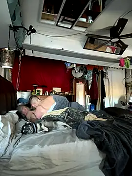 Snapshot of PeytonJohnn chatting on 12/01/25, 04:12 PeytonJohnn online show from 12/01/25, 04:12