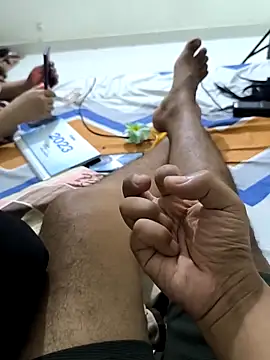 Abinash7732 online show from 10/16/25, 08:32