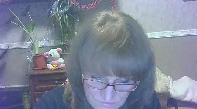 Snapshot of Manulyonok51 chatting on 01/10/25, 04:41 Manulyonok51 online show from 01/10/25, 04:41