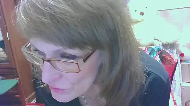 Snapshot of Manulyonok51 chatting on 01/24/25, 01:24 Manulyonok51 online show from 01/24/25, 01:24