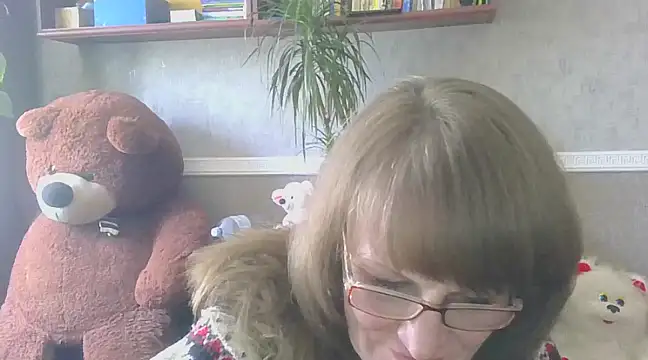 Snapshot of Manulyonok51 chatting on 02/19/25, 10:45 Manulyonok51 online show from 02/19/25, 10:45