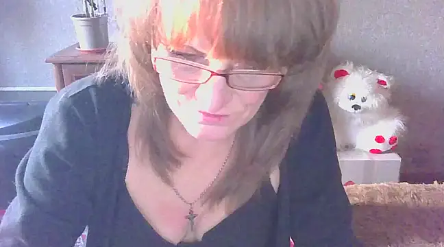 Snapshot of Manulyonok51 chatting on 03/08/25, 03:24 Manulyonok51 online show from 03/08/25, 03:24