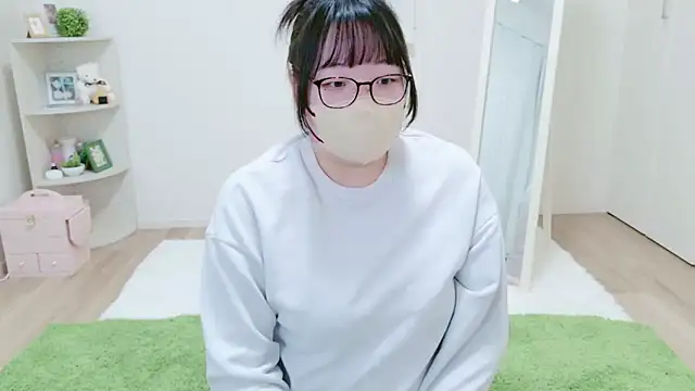 Snapshot of o-Aya-o chatting on 02/11/25, 03:18 o-Aya-o online show from 02/11/25, 03:18