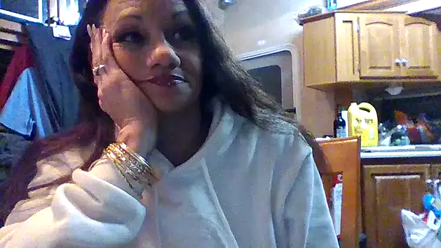 ALLURET4U online show from 03/12/25, 03:13