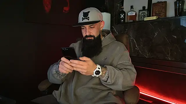 axxelrich  online show from 11/20/25, 07:08