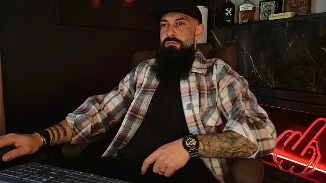 axxelrich  online show from 12/17/25, 09:37