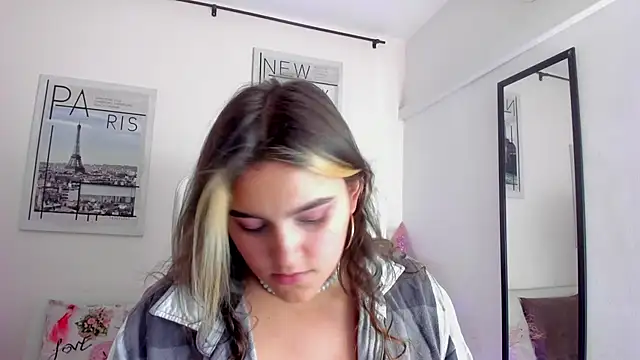 katy giil online show from 02/04/25, 07:11