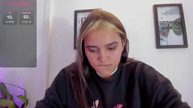 katy giil online show from 02/27/25, 09:47