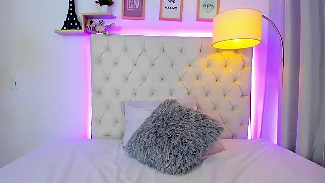 katy giil online show from 09/29/25, 07:30