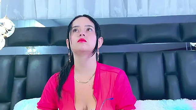 DahianaMoss online show from 10/19/25, 11:44