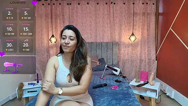 Snapshot of VioletaScott_ chatting on 11/04/25, 02:27 VioletaScott online show from 11/04/25, 02:27