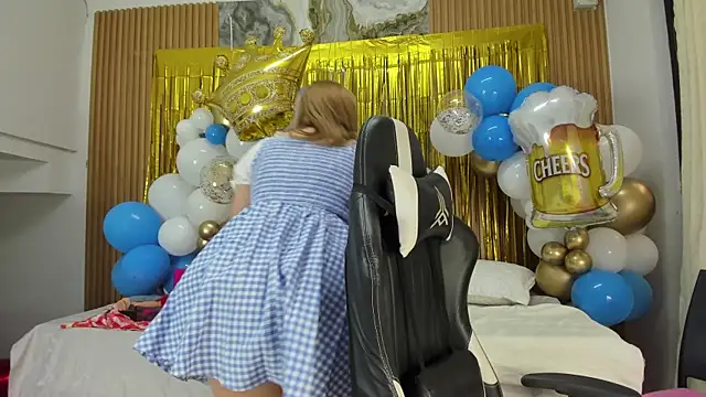 Danna topless online show from 10/02/25, 12:01