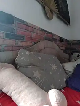 Snapshot of kriszy_baby chatting on 03/12/26, 08:09 kriszy baby online show from 03/12/26, 08:09