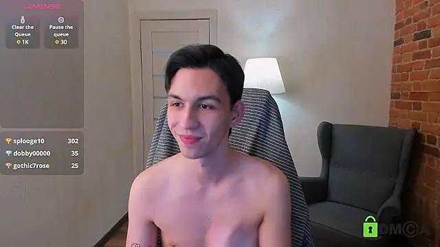 Snapshot of Ul_Tima chatting on 12/09/24, 02:56 Ul Tima online show from 12/09/24, 02:56