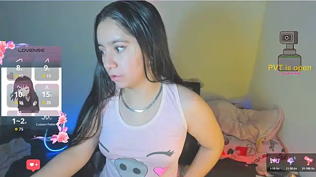 Snapshot of litle_mily_ chatting on 12/19/25, 01:56 litle mily online show from 12/19/25, 01:56