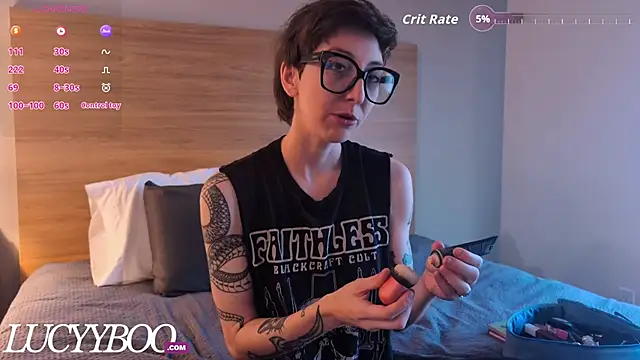 lovelylucyy online show from 10/15/25, 03:45