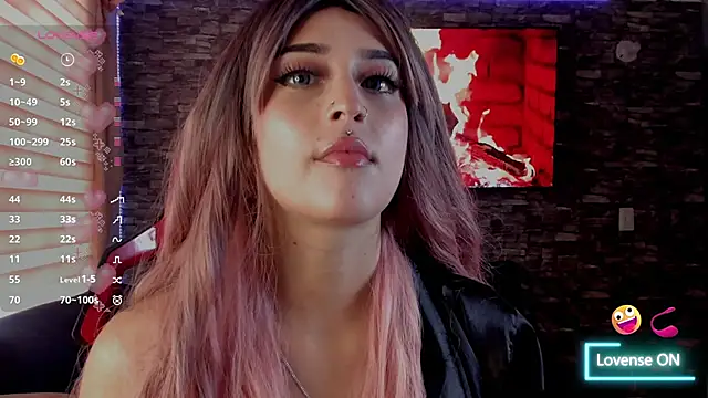 Snapshot of Charlotte_greys chatting on 01/08/26, 08:22 Charlotte greys online show from 01/08/26, 08:22