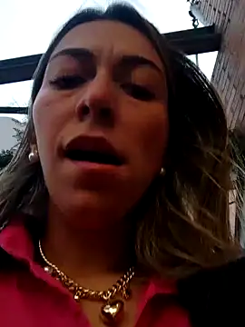 Snapshot of rachellboom chatting on 12/05/24, 10:23 rachellboom online show from 12/05/24, 10:23