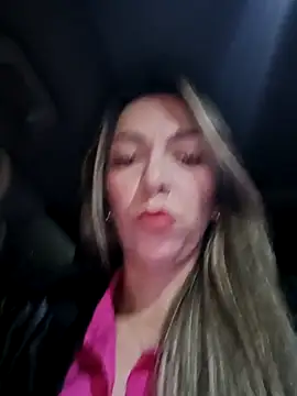 Snapshot of rachellboom chatting on 02/01/25, 11:58 rachellboom online show from 02/01/25, 11:58