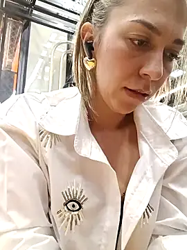 Snapshot of rachellboom chatting on 02/24/25, 10:58 rachellboom online show from 02/24/25, 10:58