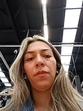 Snapshot of rachellboom chatting on 03/07/25, 09:27 rachellboom online show from 03/07/25, 09:27