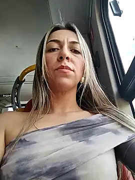 Snapshot of rachellboom chatting on 03/17/25, 08:19 rachellboom online show from 03/17/25, 08:19