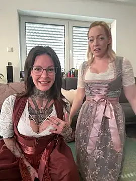 Snapshot of BrownieyQueen chatting on 03/08/26, 09:57 BrownieyQueen online show from 03/08/26, 09:57