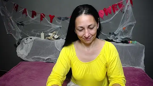 LiluGrants online show from 10/28/25, 07:05