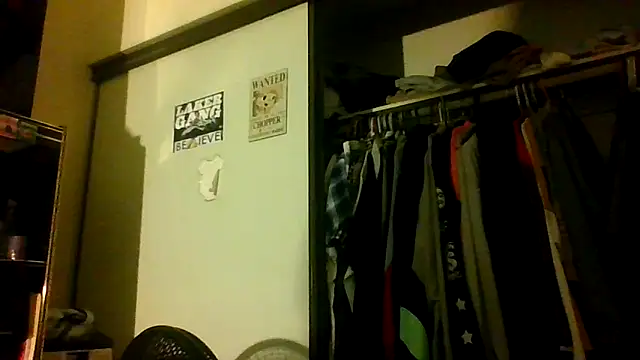 Snapshot of HBYAM chatting on 02/18/26, 12:01 HBYAM online show from 02/18/26, 12:01