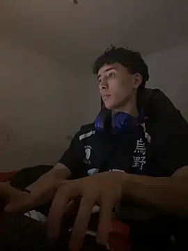 gojo satoru 18 online show from 10/31/25, 04:24