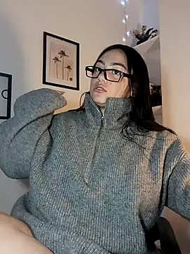 helena smith online show from 02/08/25, 04:25