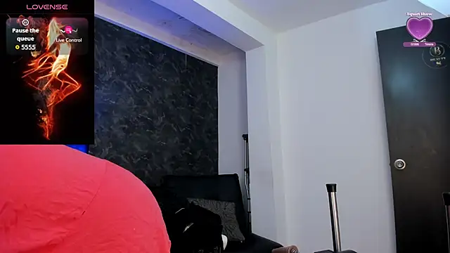 Bella Evans  online show from 11/06/25, 07:04