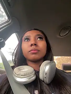 GabrielaLugo online show from 12/14/25, 11:59