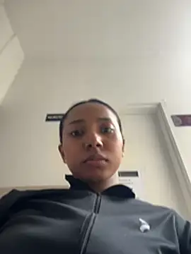 GabrielaLugo online show from 06/18/26, 06:12