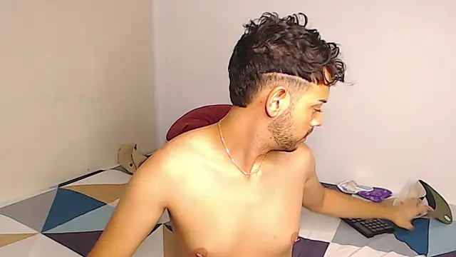 Logan cocky online show from 01/11/25, 03:23