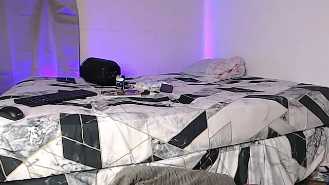 Logan cocky online show from 02/05/25, 07:42