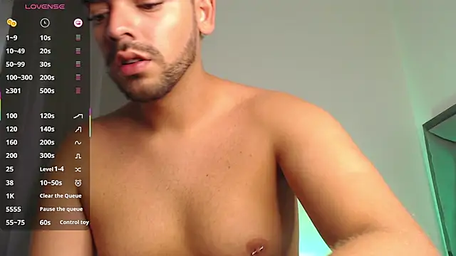 Logan cocky online show from 09/25/25, 04:43