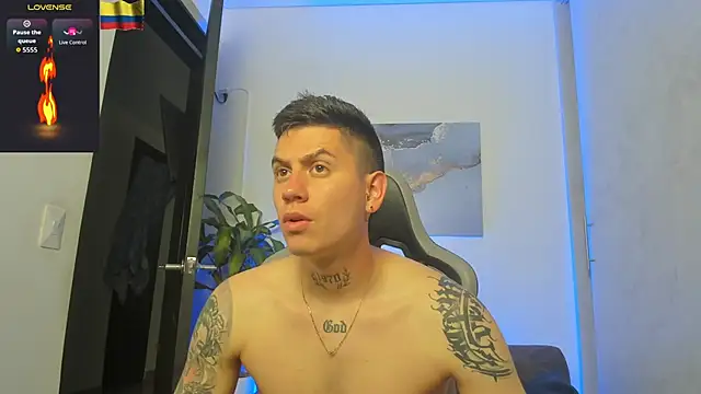 Yeiko Romero  online show from 10/27/25, 06:56