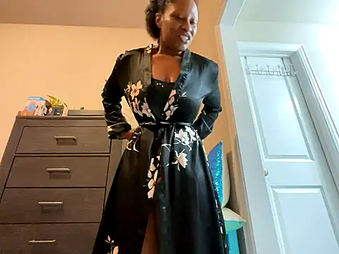 wynterheat online show from 11/15/25, 05:38