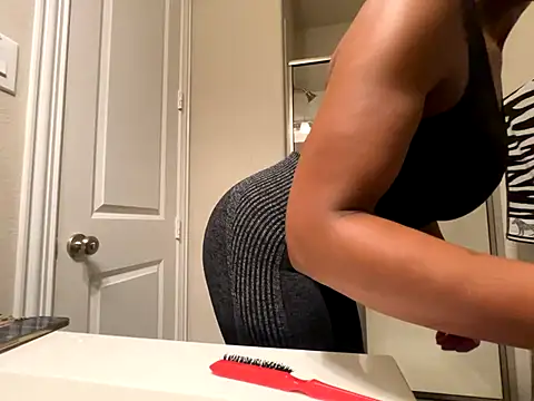 wynterheat online show from 11/30/25, 12:09