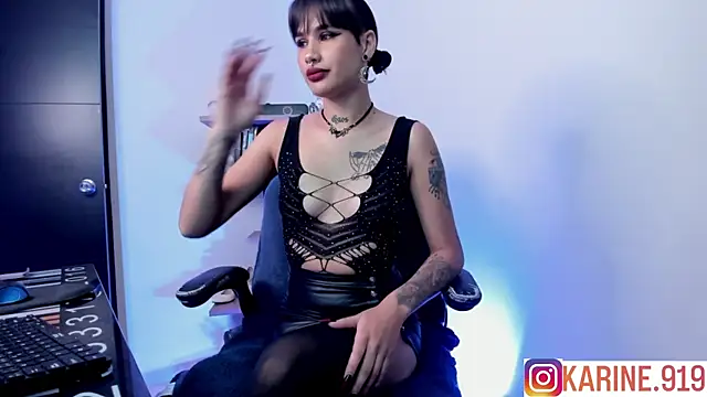 saeko karine online show from 02/18/25, 10:25