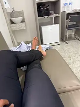 Palomasoouzaaak online show from 02/09/26, 03:27