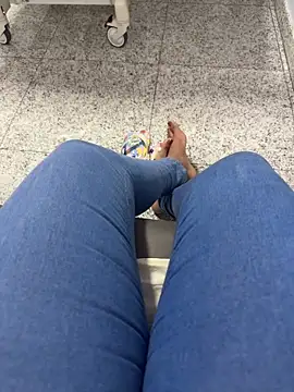 Snapshot of Palomasoouzaaak chatting on 02/26/26, 02:27 Palomasoouzaaak online show from 02/26/26, 02:27