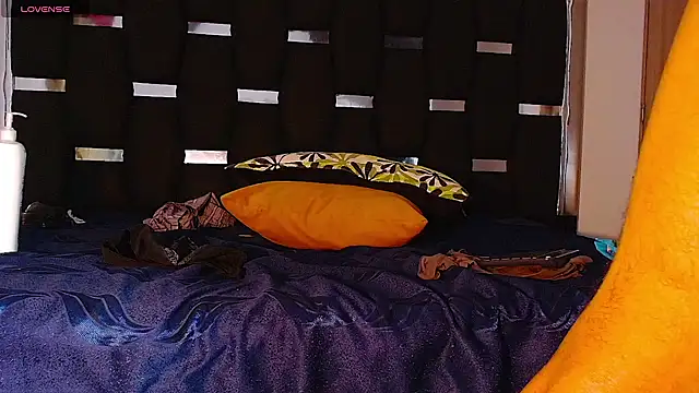 Snapshot of RyanRizzo chatting on 02/18/25, 10:03 RyanRizzo online show from 02/18/25, 10:03